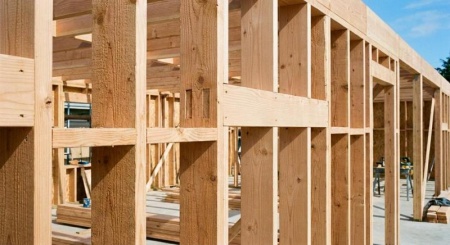 Bois bruts ou rabot&eacute;s pour votre construction ?